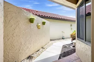 18 Ironwood Way N, Palm Beach Gardens, FL 33418 - Photo 23