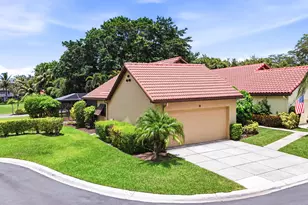 18 Ironwood Way N, Palm Beach Gardens, FL 33418 - Photo 1
