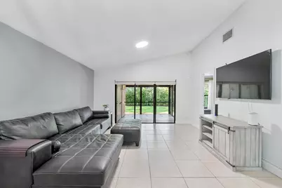 4148 Palm Forest Drive S, Delray Beach, FL 33445 - Photo 11