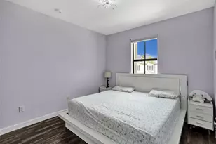 8768 NW 98th Ave, Doral, FL 33178 - Photo 21