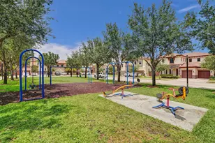 8768 NW 98th Ave, Doral, FL 33178 - Photo 39