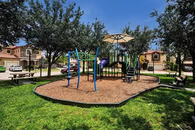 8768 NW 98th Avenue #8768, Doral, FL 33178 - Photo 37