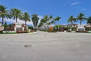 8768 NW 98th Ave, Doral, FL 33178 - Photo 37