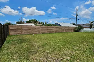 3338 SW Mundy St, Port Saint Lucie, FL 34953 - Photo 3