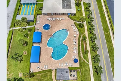2017 SW Golf Lane #109, Boynton Beach, FL 33426 - Photo 55