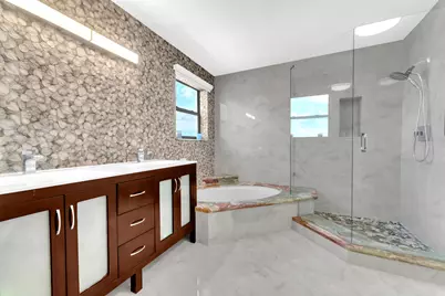 7578 Regency Lake Drive #802, Boca Raton, FL 33433 - Photo 13