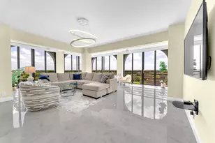 7578 Regency Lake Dr, Boca Raton, FL 33433 - Photo 1