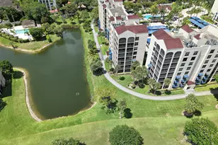 7578 Regency Lake Dr, Boca Raton, FL 33433 - Photo 27