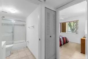 9470 Tangerine Pl, Davie, FL 33324 - Photo 19