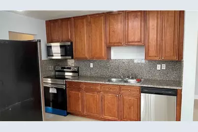 163 SW 5th Street, Deerfield Beach, FL 33441 - Photo 13