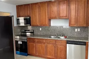 163 SW 5th St, Deerfield Beach, FL 33441 - Photo 13
