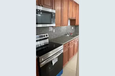 163 SW 5th Street, Deerfield Beach, FL 33441 - Photo 13