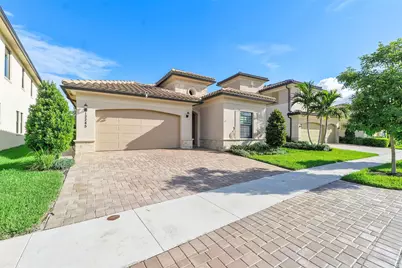 12245 N Baypoint Circle, Parkland, FL 33076 - Photo 3