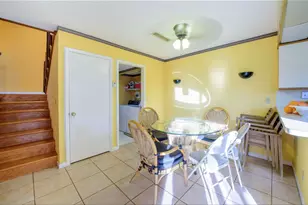 4101 N Waterview Circle, Palm Springs, FL 33461 - Photo 9