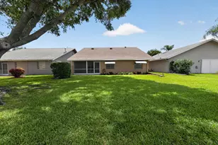 3882 Dafilee Cir, West Palm Beach, FL 33417 - Photo 7