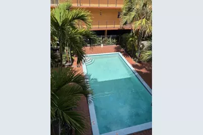 365 NE 125th Street #302, North Miami, FL 33161 - Photo 3
