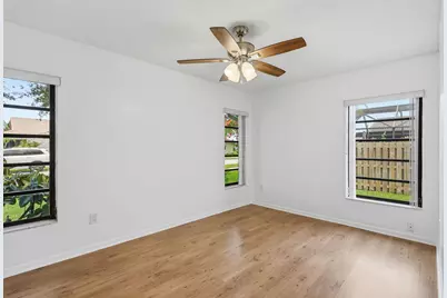 7909 NW 18th Place, Margate, FL 33063 - Photo 11