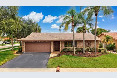 7909 NW 18th Place, Margate, FL 33063 - Photo 9