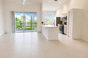 6560 Villa Sonrisa Dr, Boca Raton, FL 33433 - Photo 3