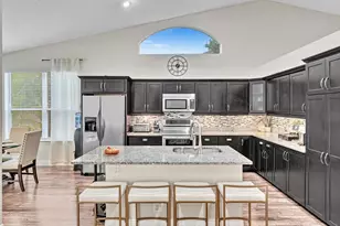 7445 Rockbridge Cir, Lake Worth, FL 33467 - Photo 5