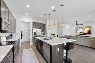 9013 NW 39th St, Coral Springs, FL 33065 - Photo 17