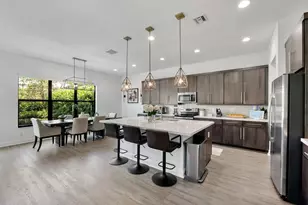 9013 NW 39th St, Coral Springs, FL 33065 - Photo 11
