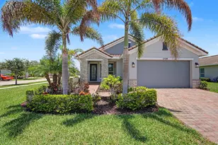 12520 SW Weeping Willow Ave, Port Saint Lucie, FL 34987 - Photo 5