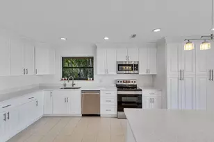 4989 Pineview Cir, Delray Beach, FL 33445 - Photo 7