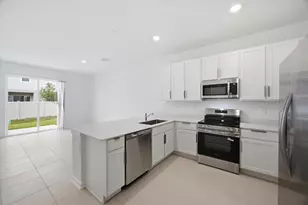 3040 Chromatic St, Kissimmee, FL 34758 - Photo 9