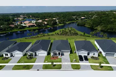 9049 Dahlia Circle, Port Saint Lucie, FL 34986 - Photo 3