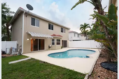 7251 NW 24th Court, Margate, FL 33063 - Photo 5
