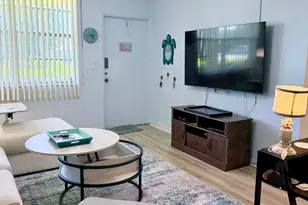 2400 NE 10th St, Pompano Beach, FL 33062 - Photo 3