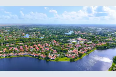 1420 Seagrape Circle, Weston, FL 33326 - Photo 33