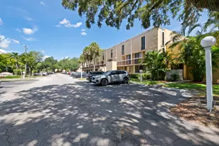 8701 SW 30th St, Davie, FL 33328 - Photo 23