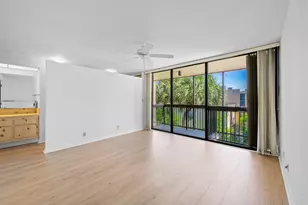 8701 SW 30th St, Davie, FL 33328 - Photo 13