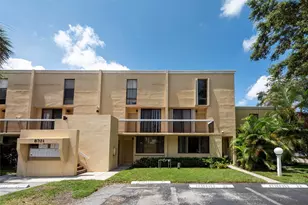 8701 SW 30th St, Davie, FL 33328 - Photo 15