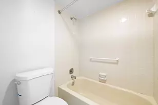 8701 SW 30th St, Davie, FL 33328 - Photo 21