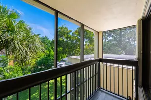 8701 SW 30th St, Davie, FL 33328 - Photo 17