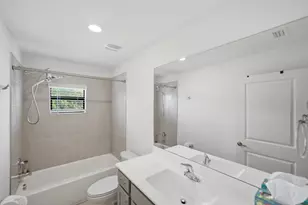 1009 Sweet Briar Ln, Riviera Beach, FL 33410 - Photo 29