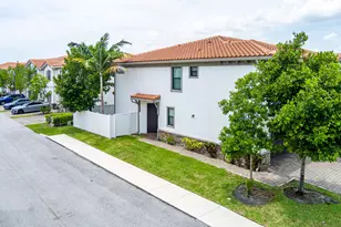 1009 Sweet Briar Ln, Riviera Beach, FL 33410 - Photo 25