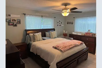 60 NE 46th Street, Oakland Park, FL 33334 - Photo 5