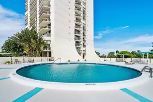 2425 Presidential Way, West Palm Beach, FL 33401 - Photo 29