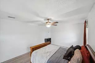 2418 SW Bayshore Blvd, Port Saint Lucie, FL 34984 - Photo 9