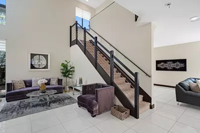 15451 NW 88th Avenue, Miami Lakes, FL 33018 - Photo 5