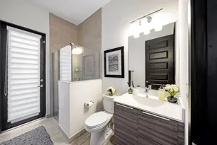 15451 NW 88th Ave, Miami Lakes, FL 33018 - Photo 27