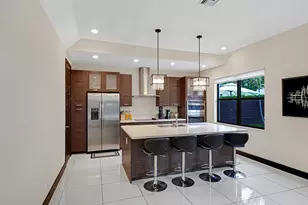 15451 NW 88th Ave, Miami Lakes, FL 33018 - Photo 5