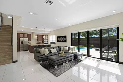15451 NW 88th Avenue, Miami Lakes, FL 33018 - Photo 7