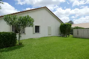 1066 NW 97th Ave, Plantation, FL 33322 - Photo 3