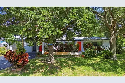 370 SW 13th Street, Pompano Beach, FL 33060 - Photo 1