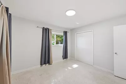 370 SW 13th Street, Pompano Beach, FL 33060 - Photo 17